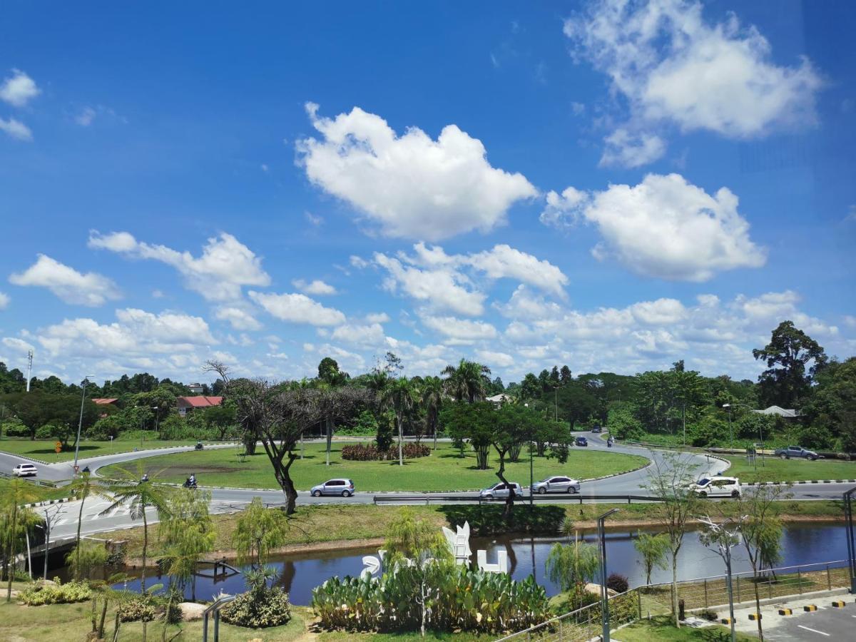 Otel Hotel Sibu Exteriér fotografie
